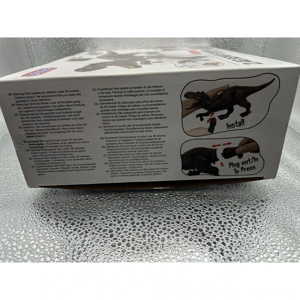 Talgic 2.4G Remote Control Dinosaur Mist Spraying T-Rex Roar